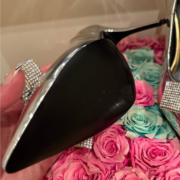 Crome silver pointed pumps with crystal knot details ✨✨✨✨✨ - Picture 4 of 4